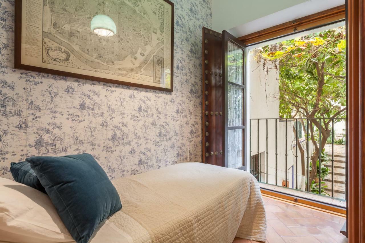 Villa Elvira, Exclusive Pool And Gardens In The Heart Of Sevilla エクステリア 写真
